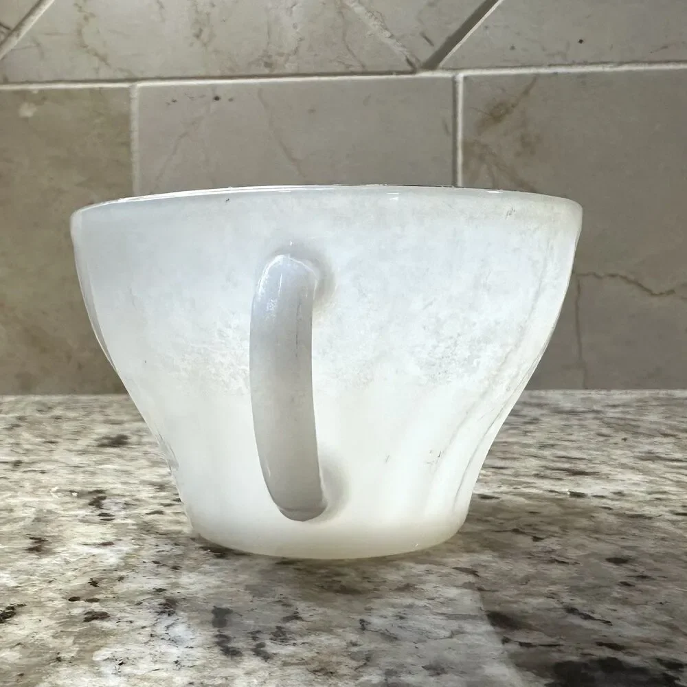 Vtg Anchor Hocking Milk Glass Swirl Tea Coffee Cup Gold Trim Cottage Shabby Chic